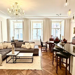 Arch Iii At Wenceslas Apartment